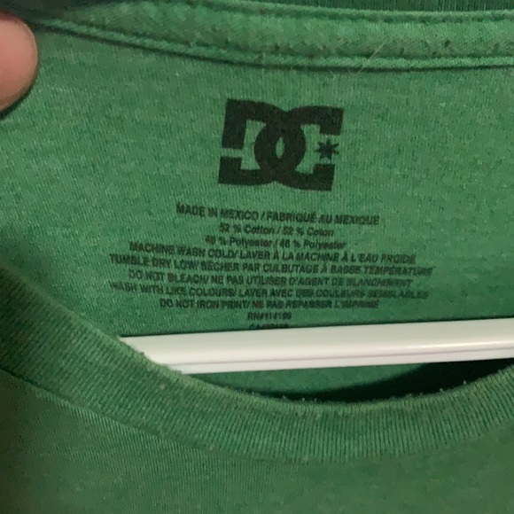 DC tshirt. Size Large - Picture 3 of 3